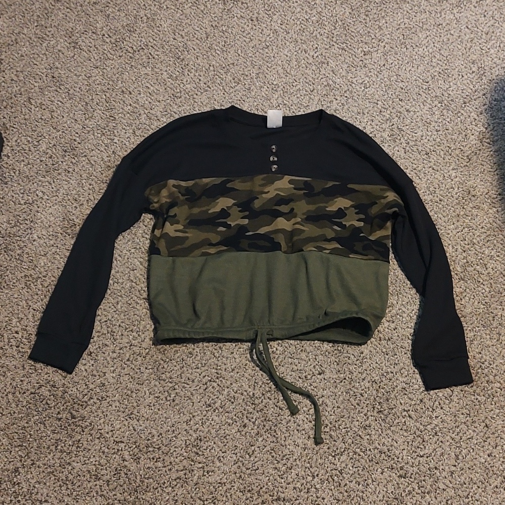 No Boundaries Cropped Long Sleeve